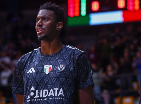 Ακέλε: «Ο Ολυμπιακός δεν χρειάζεται συστάσεις, είναι μια δυνατή ομάδα με παίκτες που παίζουν χρόνια μαζί»