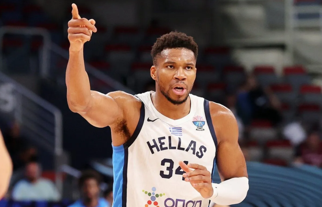 Αντετοκούνμπο, Καραλής και Ντούσκος στη 10άδα των κορυφαίων Βαλκάνιων αθλητών για το 2025