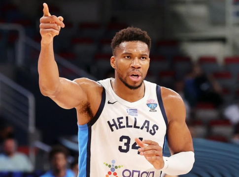 Αντετοκούνμπο, Καραλής και Ντούσκος στη 10άδα των κορυφαίων Βαλκάνιων αθλητών για το 2025