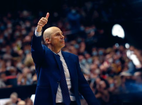 Πενιαρόγια: «Ξέρω ότι η κατάσταση είναι δύσκολη – Αντιλαμβάνομαι ότι έχω μεγάλη ευθύνη»