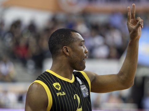 Επιστρέφει στην Ελλάδα για τον Πανιωνίου ο Έρικ Γκριν