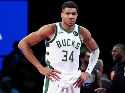 Τα «γαλλικά» του Αντετοκούνμπο τη στιγμή του τραυματισμού και η αντίδραση του Θανάση (vid)