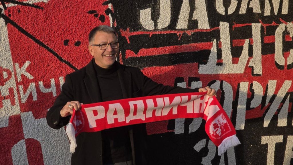 Επίσημα στην Ραντνίσκι Νις ο Τάκης Λεμονής: «Η πρόκληση είναι μεγάλη για εμένα» (pics)