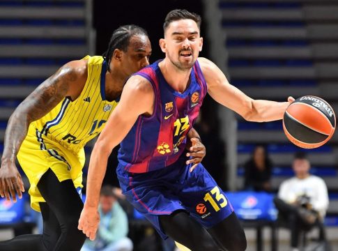 Σατοράνσκι: «Ο Ολυμπιακός παίζει με κυρίαρχο στυλ»