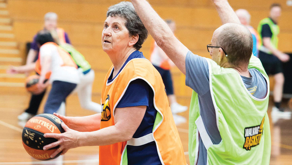 Walking Basketball: Το… άλλο μπάσκετ για όλους! (vids)