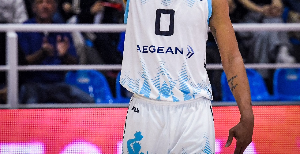 Σοκ στον Κολοσσό, συνελήφθη με ναρκωτικά κορυφαίος Αμερικανός του