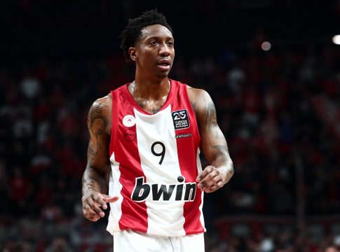 Μπάσιμο της Μπεσίκτας για τον Σέιμπεν Λι