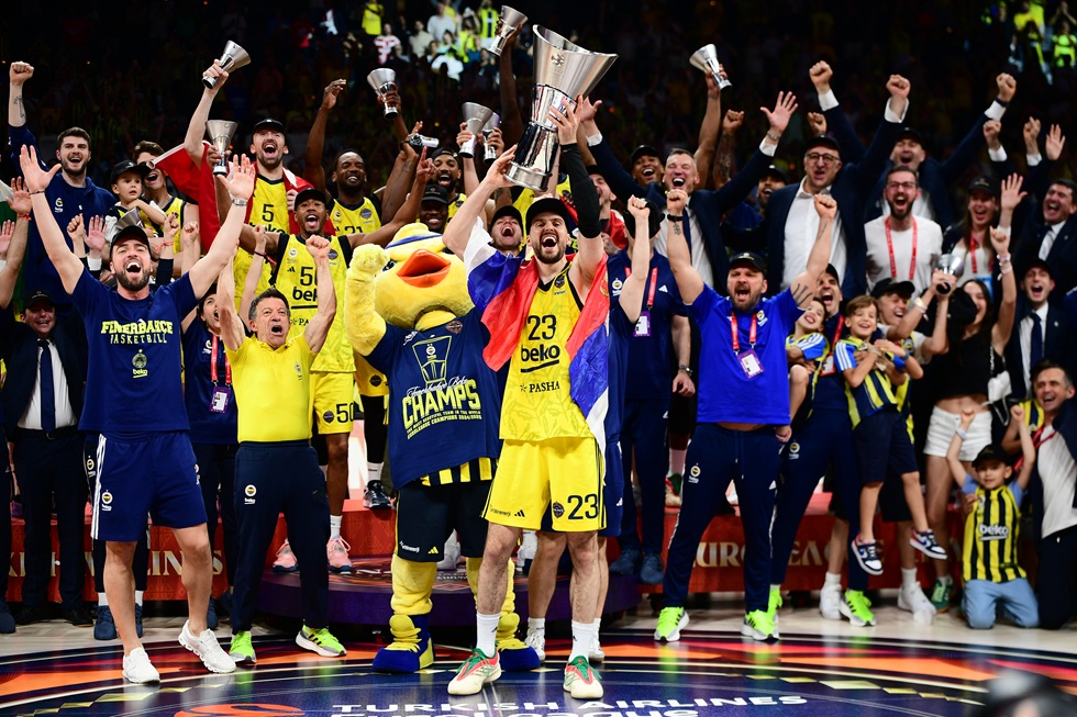 Το βίντεο της Euroleague με τις καλύτερες στιγμές του 2025 (vid)