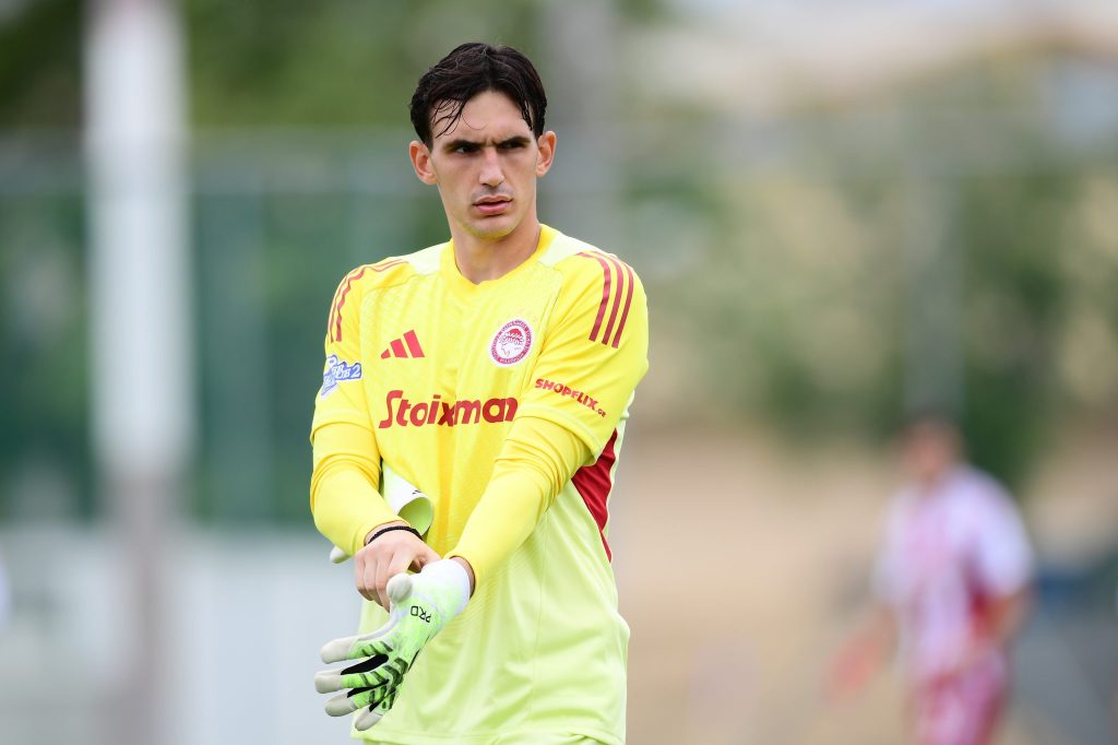 Νίκος Μπότης: Ποιος είναι ο 21χρονος τερματοφύλακας που ετοιμάζεται για το ντεμπούτο του με τον Ολυμπιακό (vids)