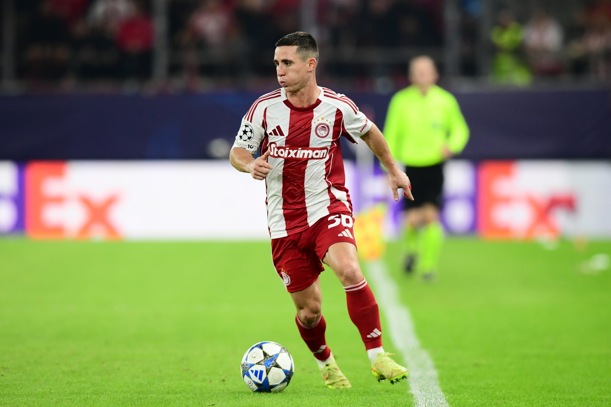 «Φαβορί ο Ολυμπιακός κόντρα στην Καϊράτ – Θέλει λίγη προσοχή ο πλαστικός χλοοτάπητας»