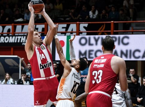 Εκτός ο Βεζένκοφ με τον Κολοσσό – Ποιος είναι ο λόγος