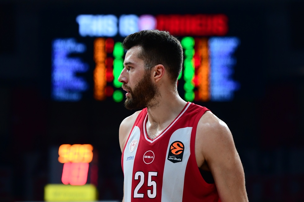 Οι αθλητικές μεταδόσεις της ημέρας (12/12): Πού θα δείτε Μπαρτσελόνα – Ολυμπιακός και Παρτίζαν – Ερυθρός Αστέρας