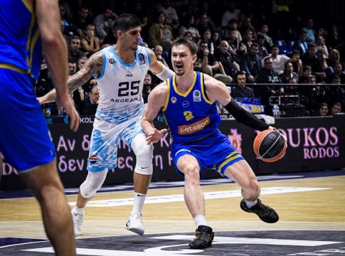 Βαν Τούμπεργκεν: «Μία από τις καλύτερες ομάδες της Euroleague ο Ολυμπιακός»