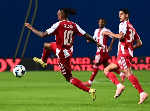 Να συνεχίσει το νικηφόρο σερί του στη Superleague θέλει ο Ολυμπιακός