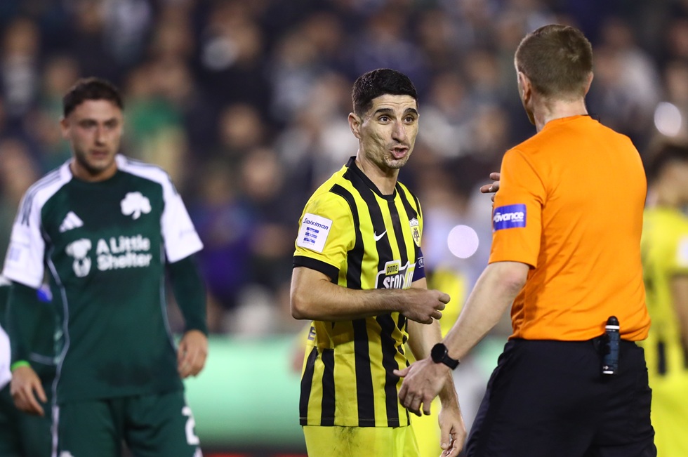 Πρόβλημα στον μηρό για τον Μάνταλο