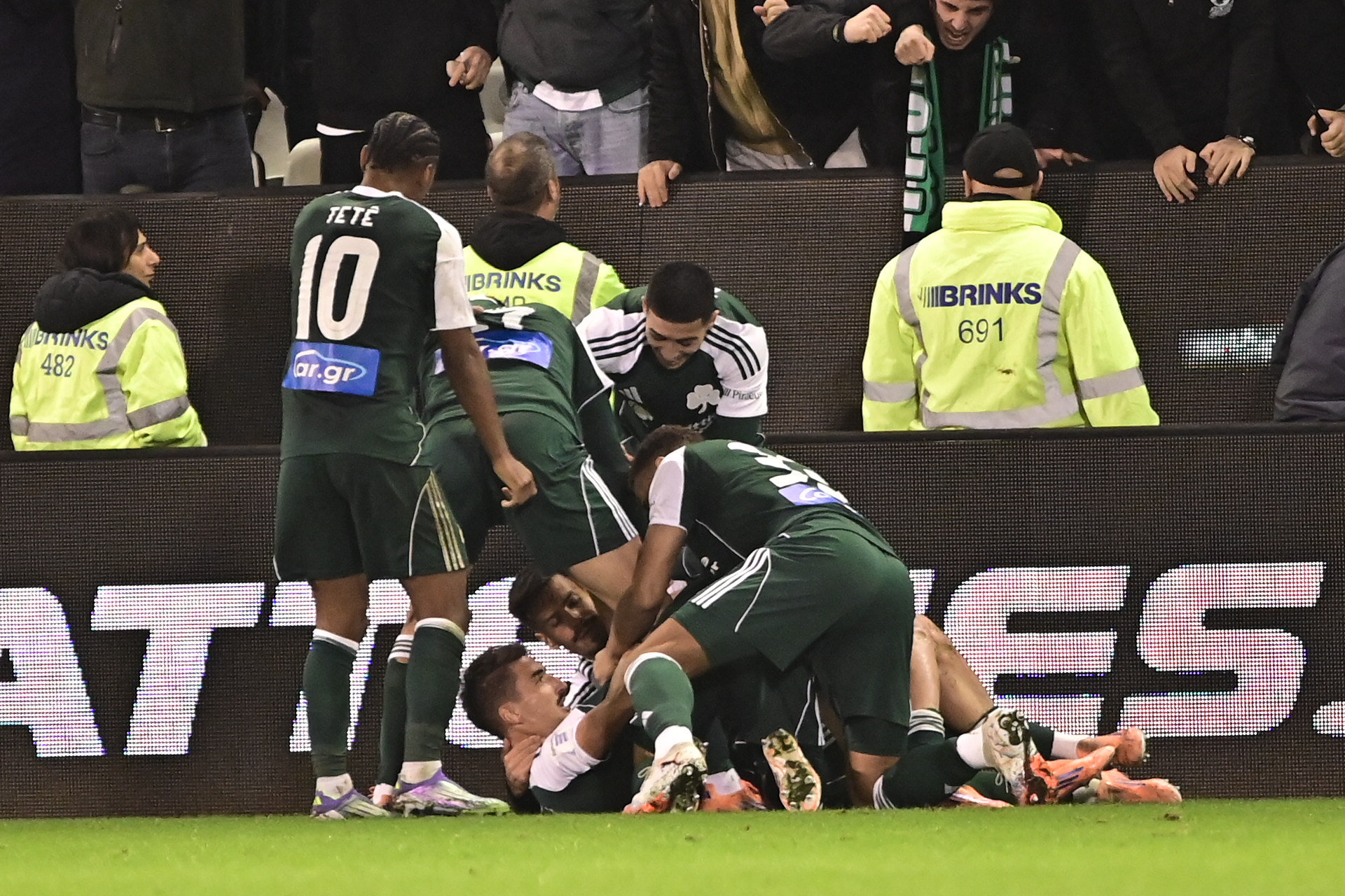 Κρίσιμη μάχη για τον Παναθηναϊκό κόντρα στην Πλζεν – Για το «διπλό» ο ΠΑΟΚ απέναντι στη Λουντογκόρετς