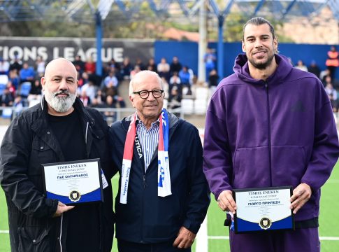 Κώστας Καραπαπάς και Γιώργος Πρίντεζης βραβεύτηκαν από την Ελλάς Σύρου (pics)