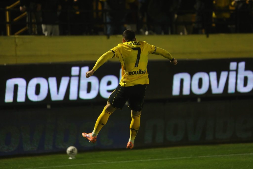 Ο Πέρεθ σκόραρε, πανηγύρισε, αλλά… ξενέρωσε γιατί υπήρχε οφσάιντ και έμεινε το 0-0 (vid)