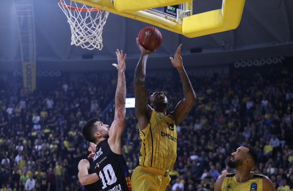 Άρης Betsson – Κλουζ 88-98: «Έχασε» το μυαλό του στο 2ο ημίχρονο και γνώρισε ήττα-πισωγύρισμα