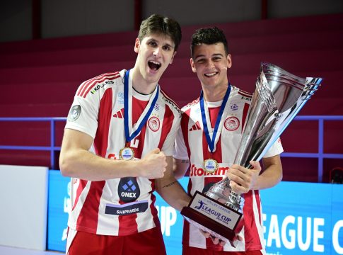 Έφτασε τα 8 League Cup ο Ολυμπιακός – Η «χρυσή βίβλος»