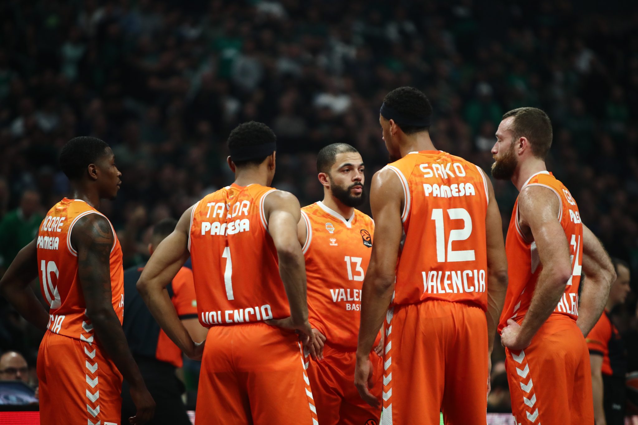 Πώς έφυγε με το διπλό από το ΟΑΚΑ η Βαλένθια: Ο Μαρτίνεθ και ο πλουραλισμός στην επίθεση (vids)