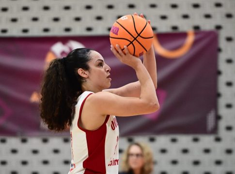 Ολυμπιακός – Πανσερραϊκός 78-66: Νίκη για τις ερυθρόλευκες με σούπερ Χριστινάκη