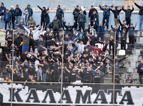 Καλαμάτα: «Συνεχίζουμε απρόσκοπτα την πορεία προς την επιστροφή στη Σούπερ Λίγκα»