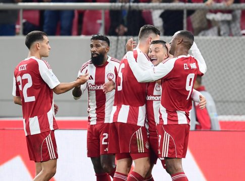 Ασταμάτητος ο Ολυμπιακός – Ο Στρεφέτσα έκανε το 3-0 για τους πρωταθλητές (vids)