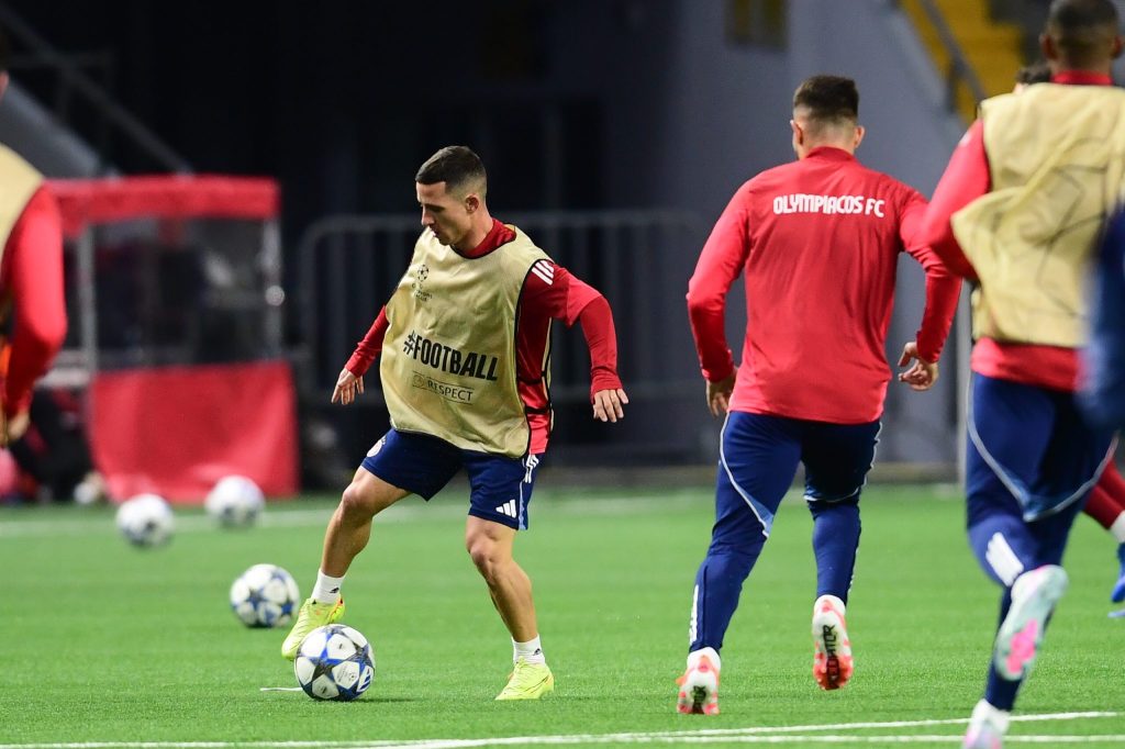 Ολυμπιακός: Η προπόνηση στο «Αστάνα Αρένα» μια μέρα πριν το ματς με την Καϊράτ – Οι δοκιμές του Μεντιλίμπαρ και των συνεργατών του (pics, vid)