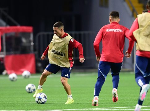 Ολυμπιακός: Η προπόνηση στο «Αστάνα Αρένα» μια μέρα πριν το ματς με την Καϊράτ – Οι δοκιμές του Μεντιλίμπαρ και των συνεργατών του (pics, vid))