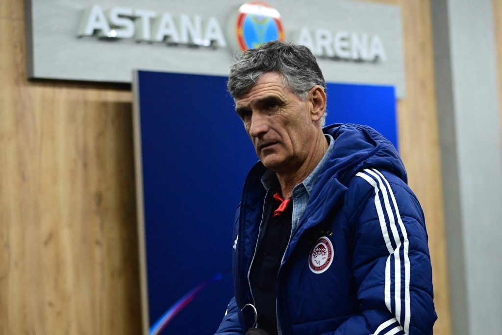 Παίρνουν θέση στην «Astana Arena» οι οπαδοί του Ολυμπιακού – Αποθεώθηκε ο Μεντιλίμπαρ (vids)