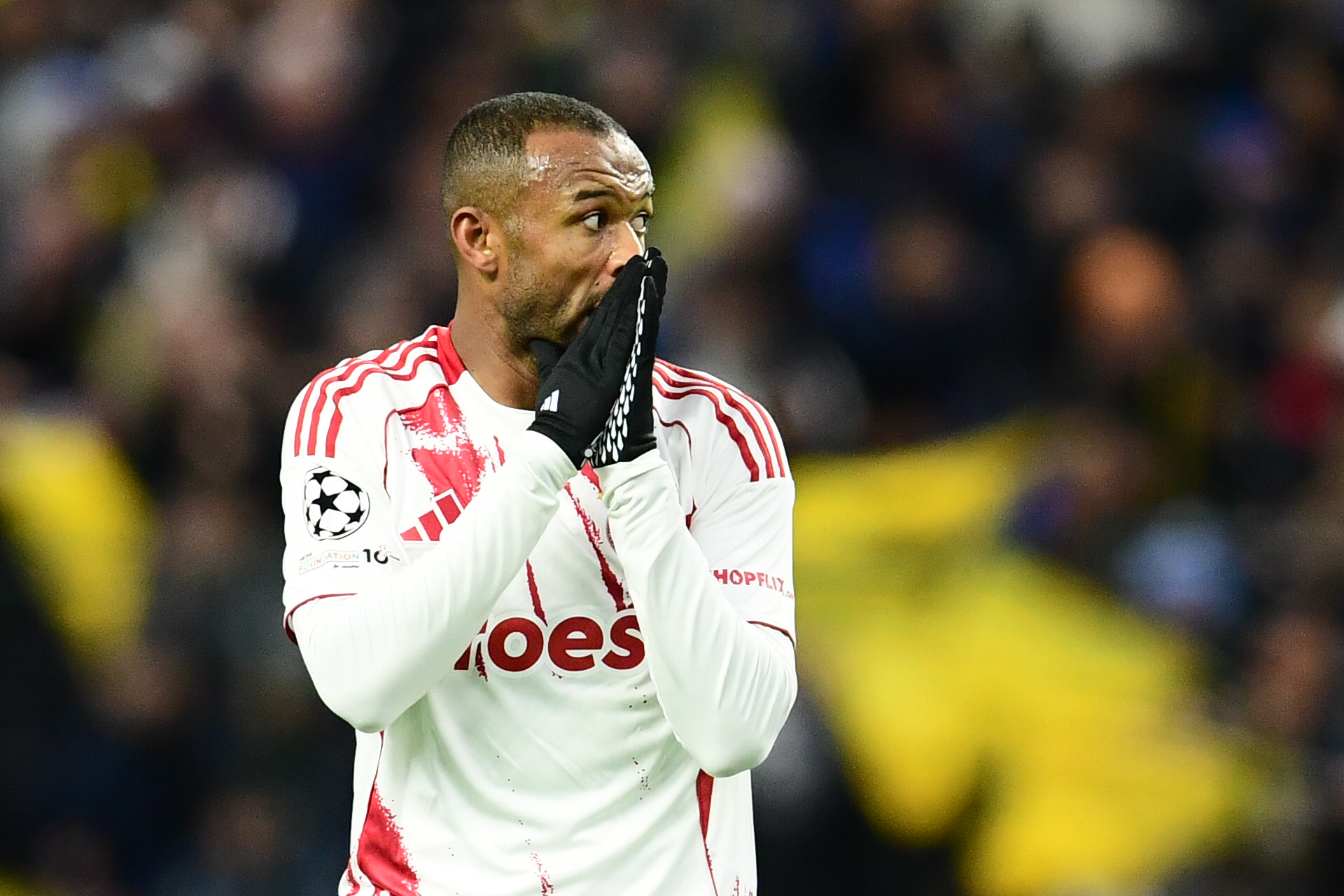 Μεγάλη ευκαιρία για τον Ολυμπιακό με κεφαλιά «ψαράκι» του Ελ Κααμπί (vid)