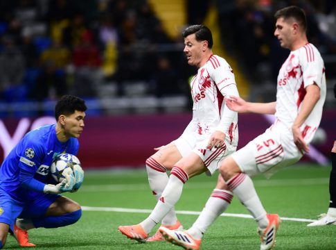 Καθολική υπεροχή του Ολυμπιακού και… MVP ο αντίπαλος γκολκίπερ (pics)