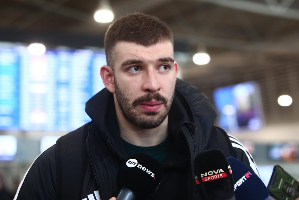 Ρογκαβόπουλος: «Must – win παιχνίδι με την Αρμάνι – Αφήνω πίσω μου το ρεκόρ»