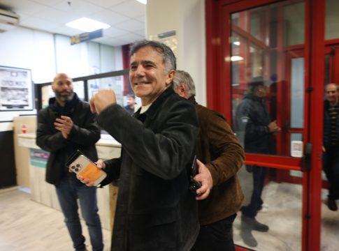 Ο Μυστακίδης αποκάλυψε τις τρεις πρώτες μεταγραφές του ΠΑΟΚ με τον… Μπέβερλι στη λίστα