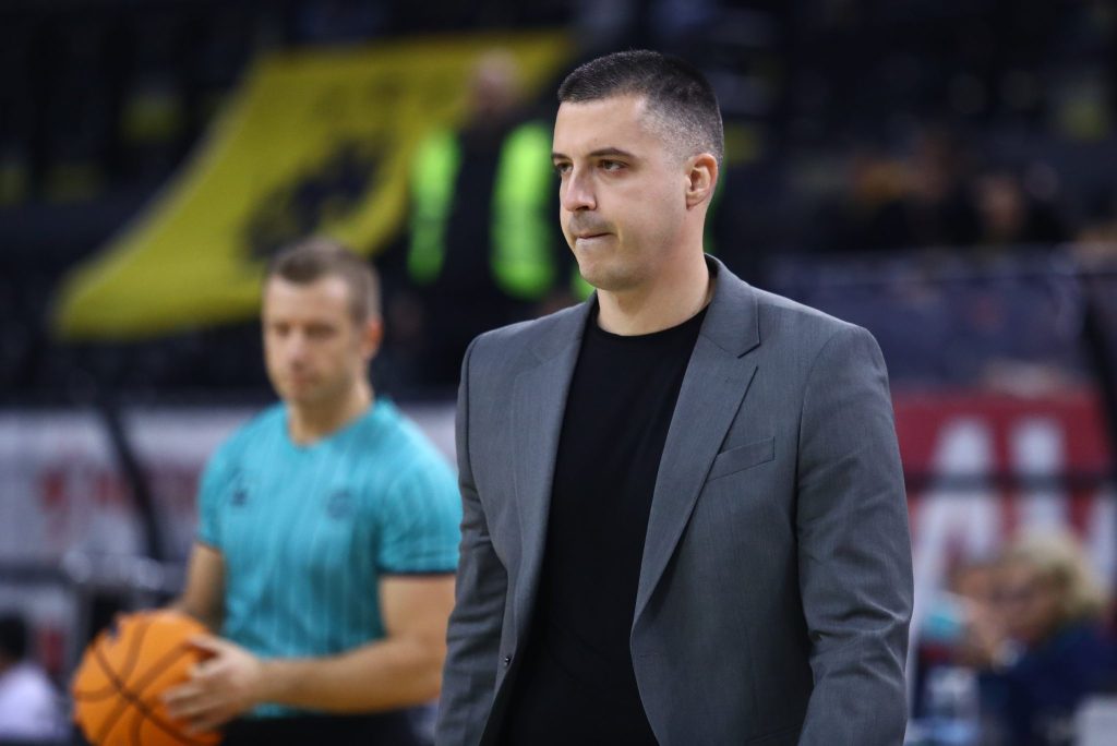 Μίγιοβιτς: «Είναι υπέροχο να δουλεύεις με τον Σάκοτα, είναι φανταστικός προπονητής και δάσκαλος»