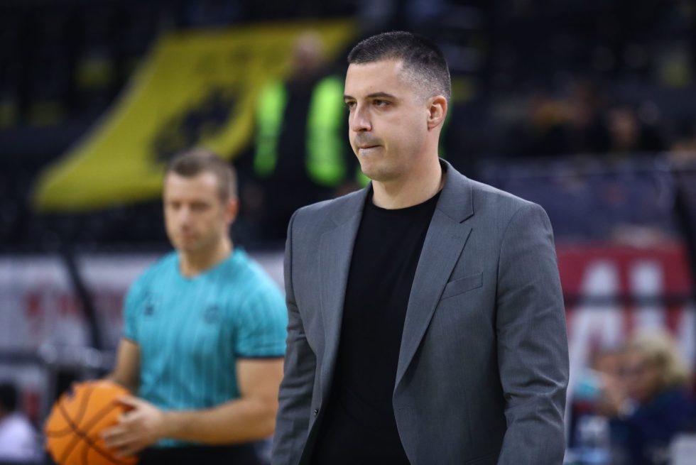 Μίγιοβιτς: «Είναι υπέροχο να δουλεύεις με τον Σάκοτα, είναι φανταστικός προπονητής και δάσκαλος»