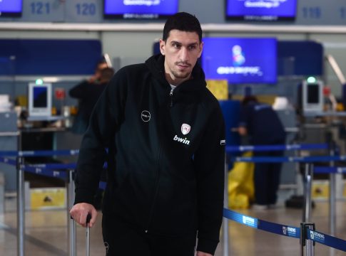 Ο Λαρεντζάκης, ο ρόλος που… δεν έχει στον Ολυμπιακό και τα μεταγραφικά σενάρια