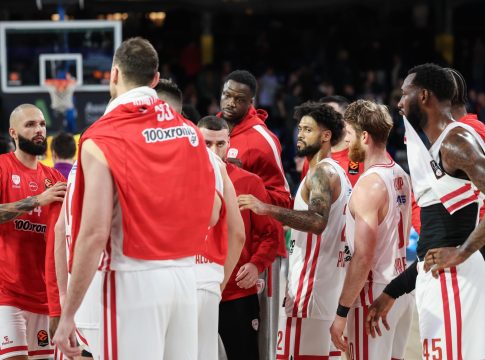 Το «ευχαριστώ» του Ολυμπιακού στον κόσμο: «Το αποτέλεσμα δεν ήταν αυτό που θέλαμε, όμως δεν εγκαταλείπουμε»