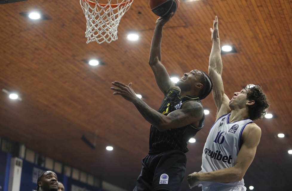 Ηρακλής – Άρης Betsson 80-82: Με Τζόουνς ωραίο και Φόρμαν μοιραίο στο κατάμεστο Ιβανώφειο (vid)