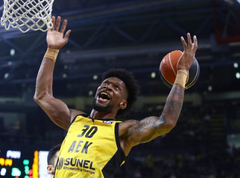 Νοκ-άουτ και οι Σίλβα, Λεκαβίτσιους στην ΑΕΚ