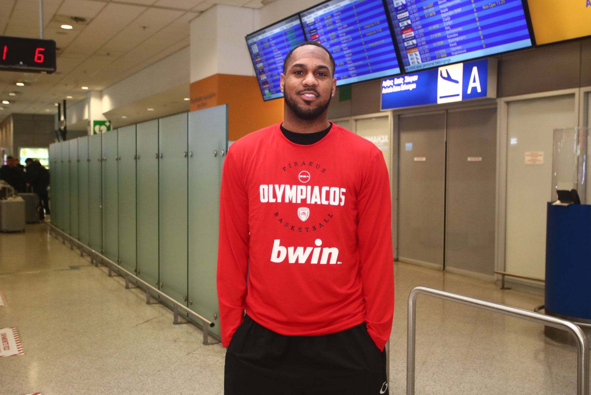 Ολυμπιακός: Πότε θα κάνει το ντεμπούτο του στη Euroleague ο Μόντε Μόρις (vids)
