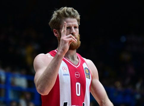 Γουόκαπ: «Αν θέλουμε να πετύχουμε τέτοιες εμφανίσεις είναι οδηγός – Μη αποδεκτός ο τρόπος που παίξαμε στη Βαρκελώνη»