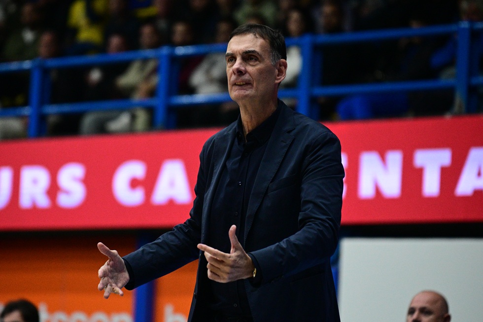 Μπαρτζώκας: «Ήμασταν σοβαροί για 40 λεπτά – Τρομερά τιμητικό να φτάσω τον Ιωαννίδη»