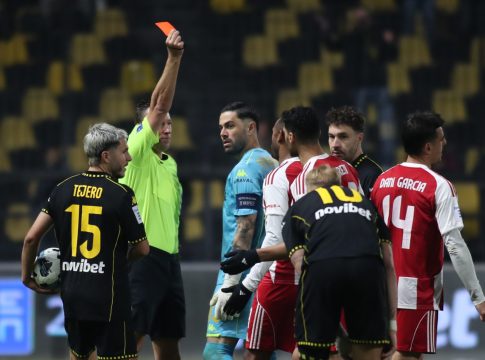 «Βράζουν» με Λανουά και Γιαμπλόνσκι στον Ολυμπιακό: «Όσο και να προσπαθήσουν να μας σταματήσουν δεν θα τα καταφέρουν»