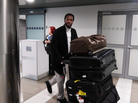 ΠΑΟΚ: Ο Μπέβερλι ταξίδεψε στη Λισαβόνα, διαθέσιμος από το επόμενο παιχνίδι