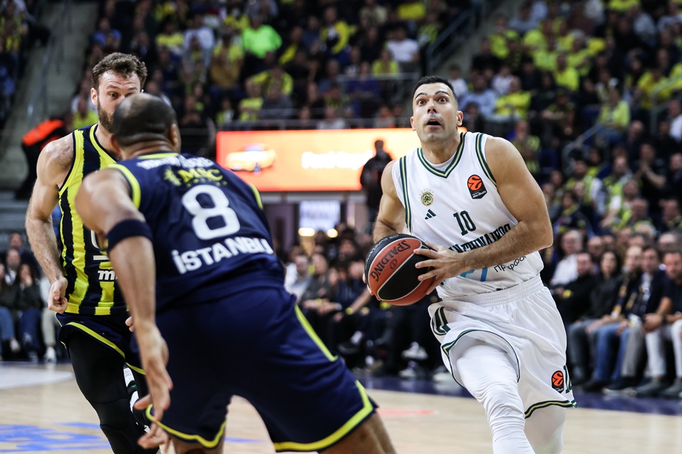 Απίθανο λάθος της Euroleague: Έβαλε το σήμα του Ολυμπιακού στο ματς της Φενέρ με τον Παναθηναϊκό (pic)