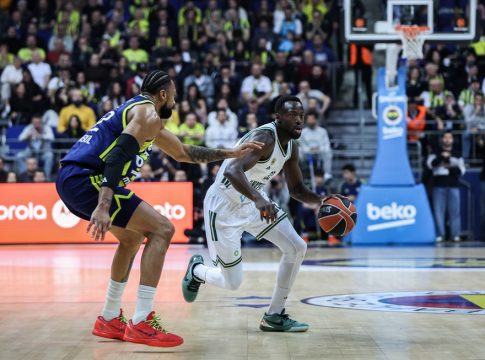 «Άναψαν τα αίματα» ανάμεσα σε Γκραντ και Μπόλντγουιν μετά το τέλος του αγώνα (vid)