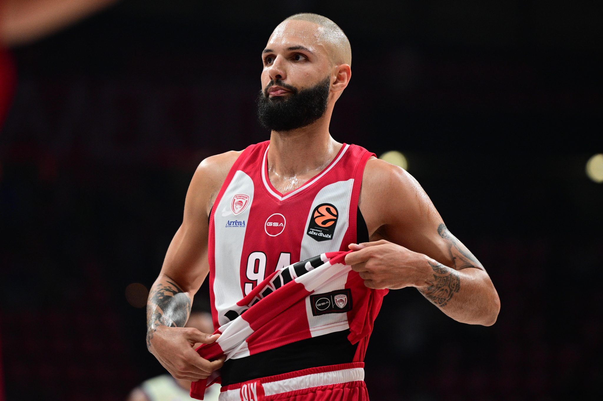 Ολυμπιακός – Βαλένθια 92-99: «Ερυθρόλευκοι» σε κρίση – Τρίτη σερί ήττα και… εκτός δεκάδας