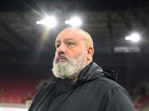 Καραπαπάς: «Αυτό το πέναλτι δεν το είδε ο διαιτητής, δεν το είδε το VAR, δεν θα το δει και ο Λανουά» (pic, vid)